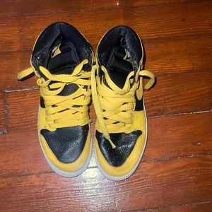 Jordan ones kids size 3